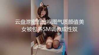 在打游戏时女友给我口交,打完游戏使劲操她