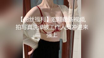 FC2肉嘟嘟丰满小美女心动啊，看着饱满蜜桃上手揉捏把玩