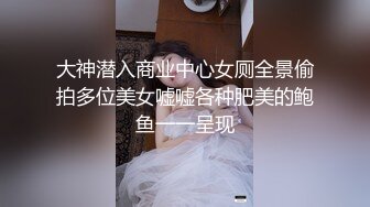 H罩杯韩国巨乳女主播，一对豪乳又大又软，揉捏吸吮奶头，抹上润滑油，小小奶头带上乳夹