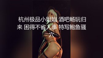 【新片速遞】 偷拍美女裙底风光❤️极品御姐吊带黑丝丁字裤包不住B+梦露般..风吹起短裙遮不住露出蓝透明内