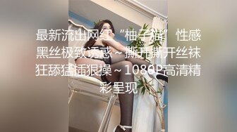 大神潜入商场女厕偷拍多位年轻美女店员 (7)